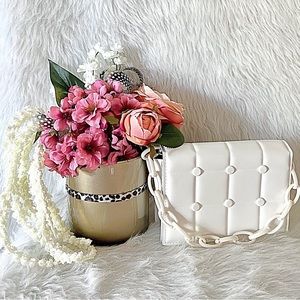 White Gold Chain Strap Handbag